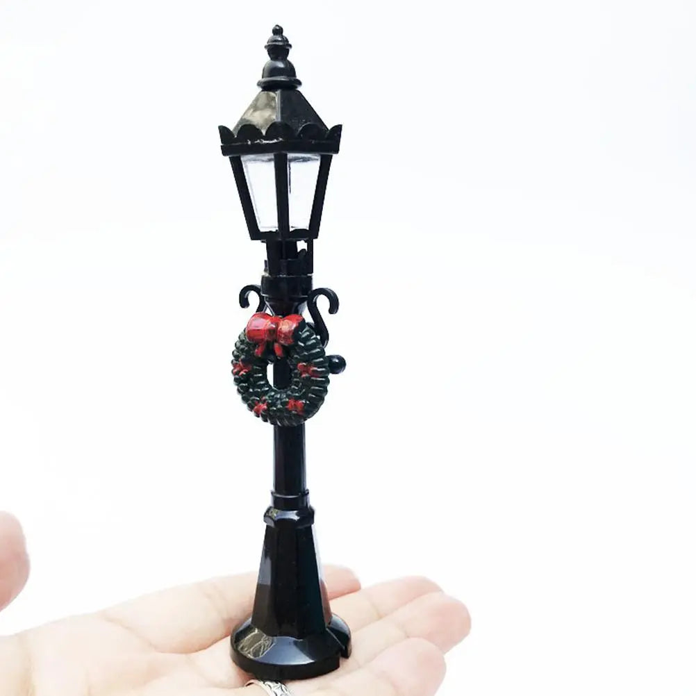 Miniature Lamp Post with Lamp